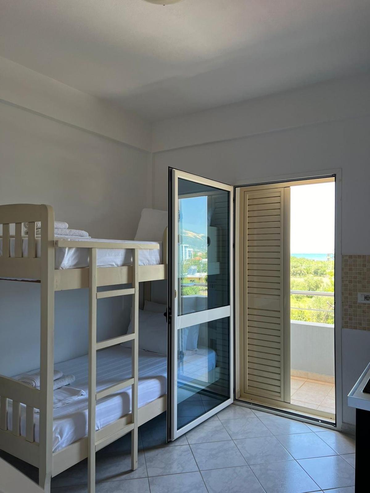Apartments Rezidenca Sinani Orikum Esterno foto